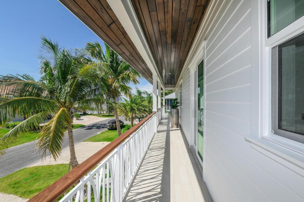 Sea La Vie Beach House - Stunning New Luxury Waterfront Home Wpool Dock Elevator Close To Pine Anna Maria Kültér fotó